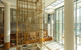 West Walk Retaj Hotel