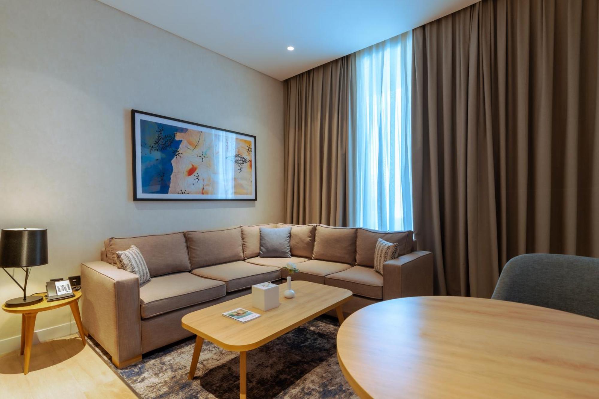 West Walk Retaj Hotel Al Rayyan Exterior photo